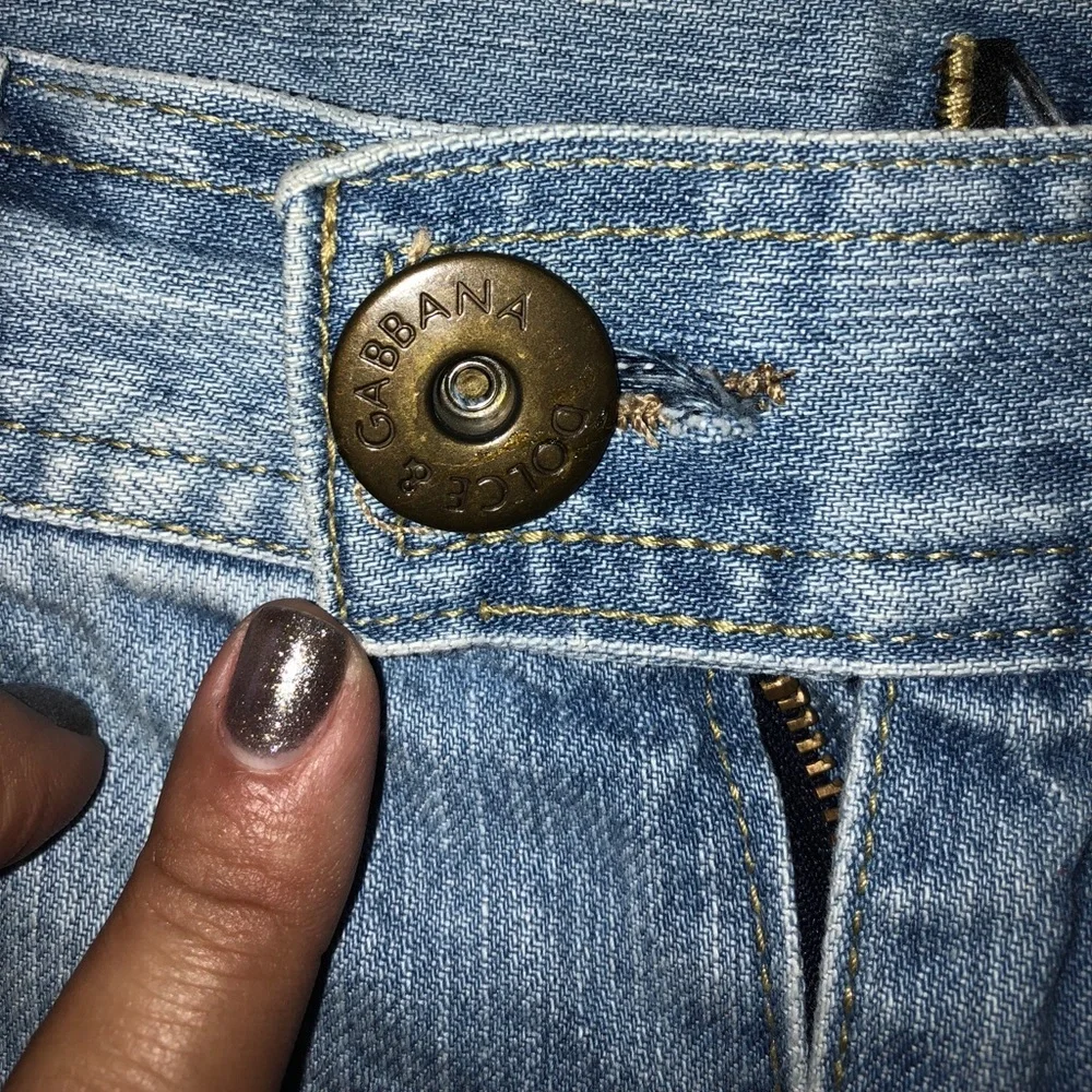D&G mini jean skirt!​
